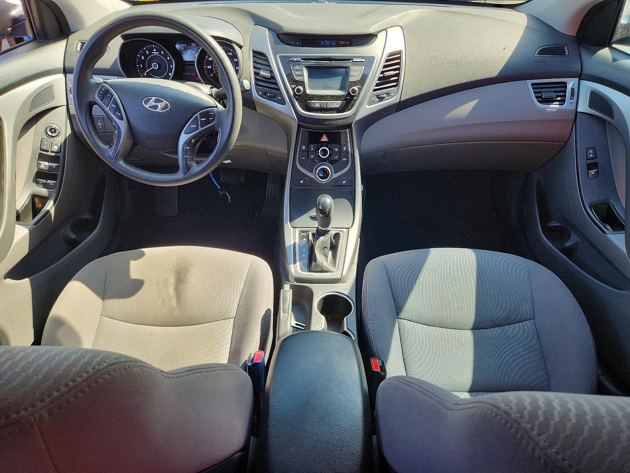 2014 HYUNDAI ELANTRA SE photo 22