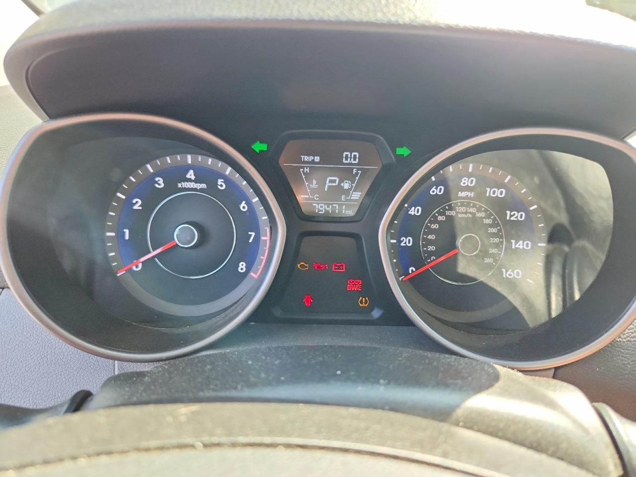 2014 HYUNDAI ELANTRA SE photo 25