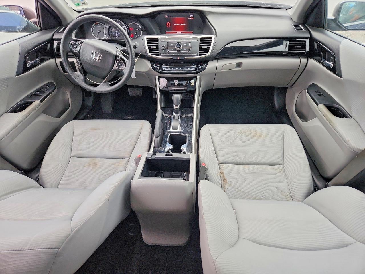 2017 HONDA ACCORD LX photo 8