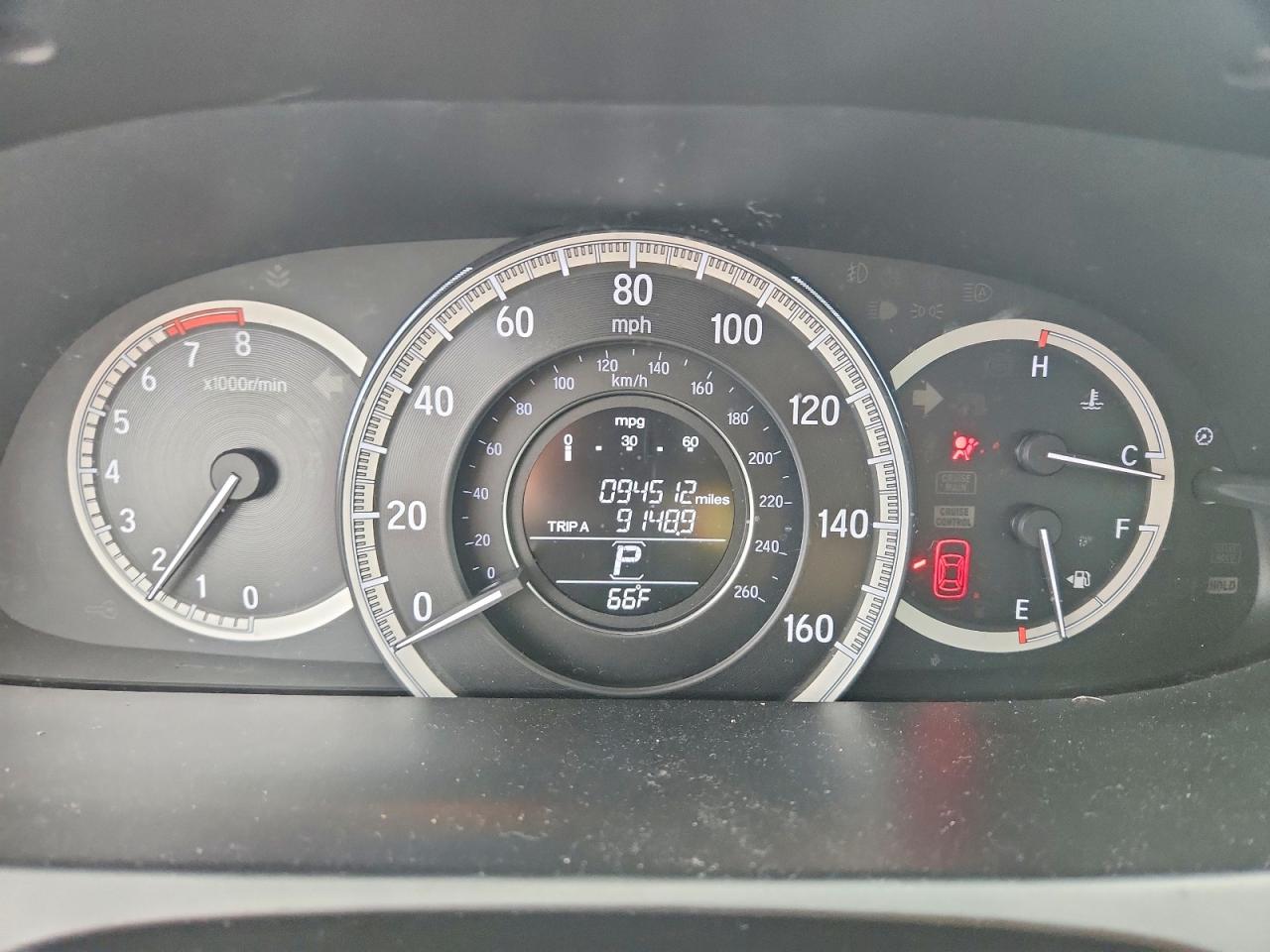 2017 HONDA ACCORD LX photo 9