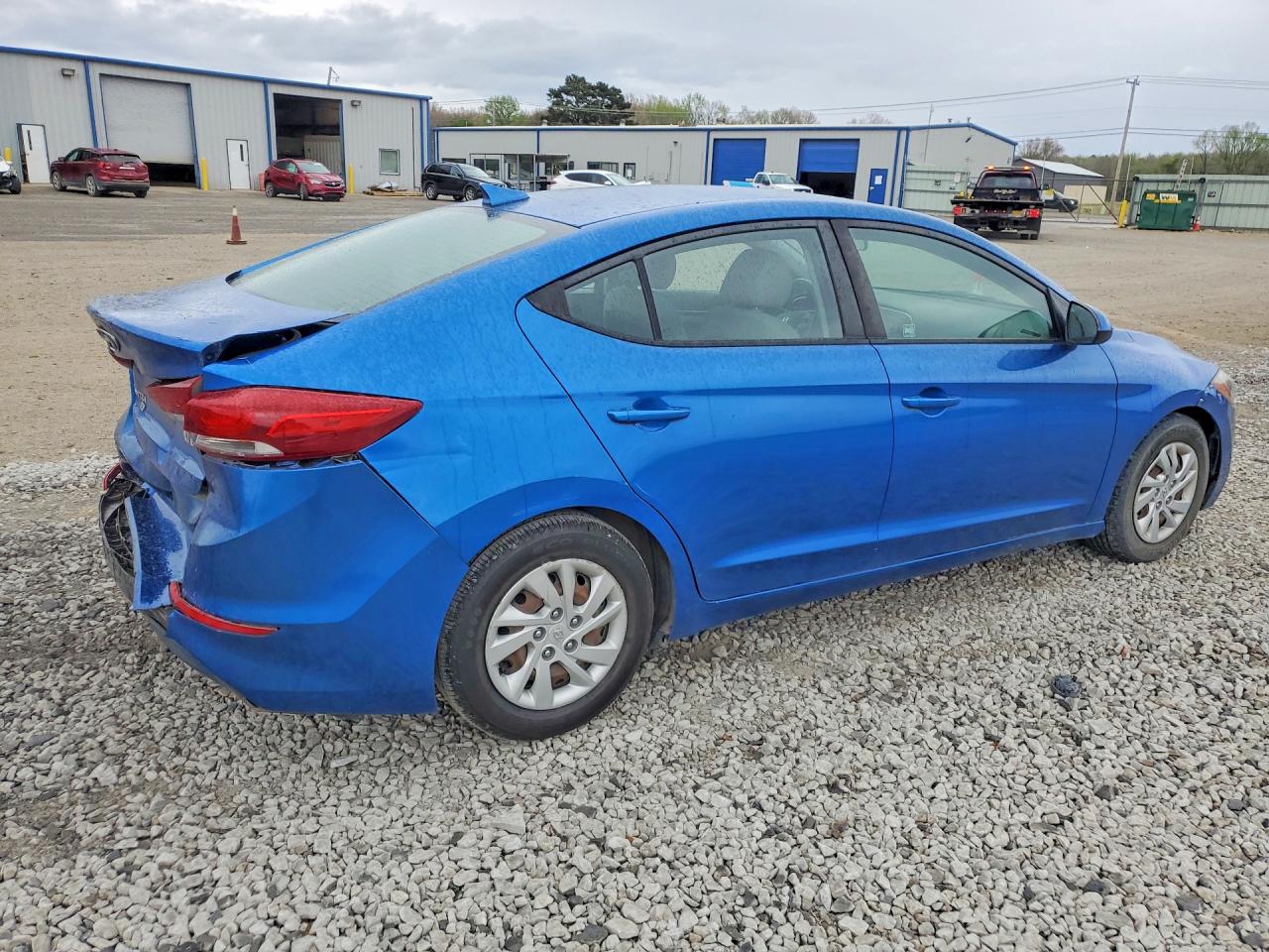 2017 HYUNDAI ELANTRA SE photo 7