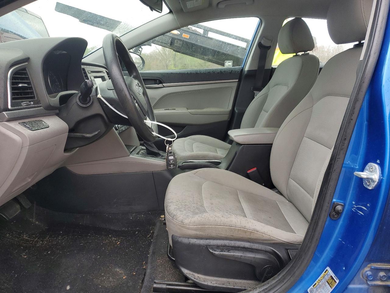 2017 HYUNDAI ELANTRA SE photo 19