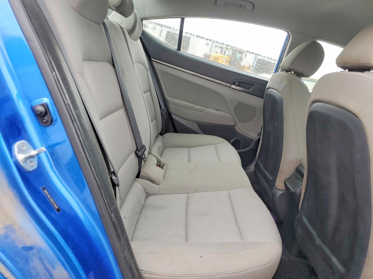 2017 HYUNDAI ELANTRA SE photo 28