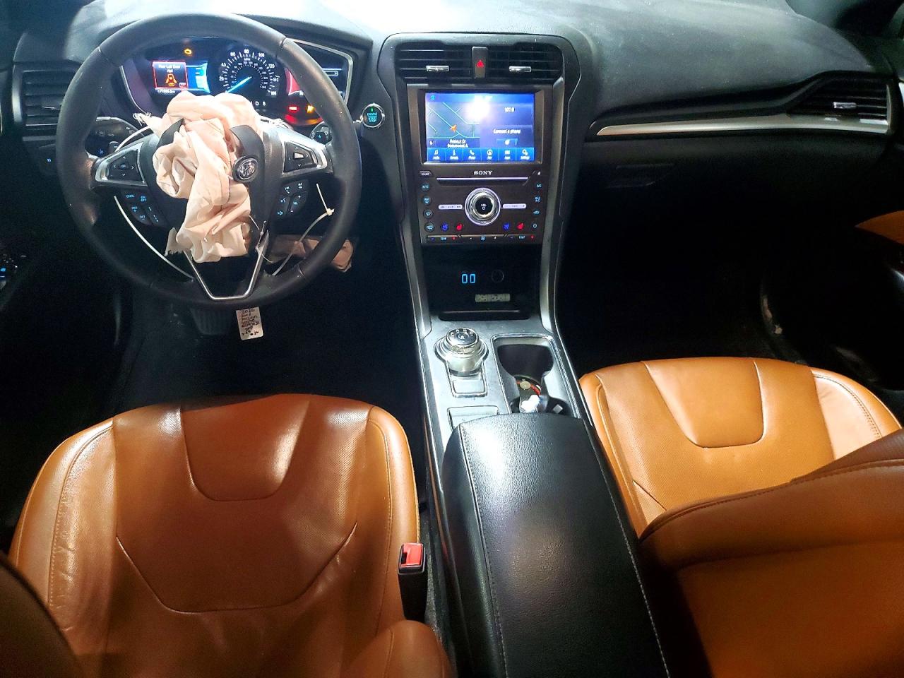 2020 FORD FUSION TITANIUM photo 15