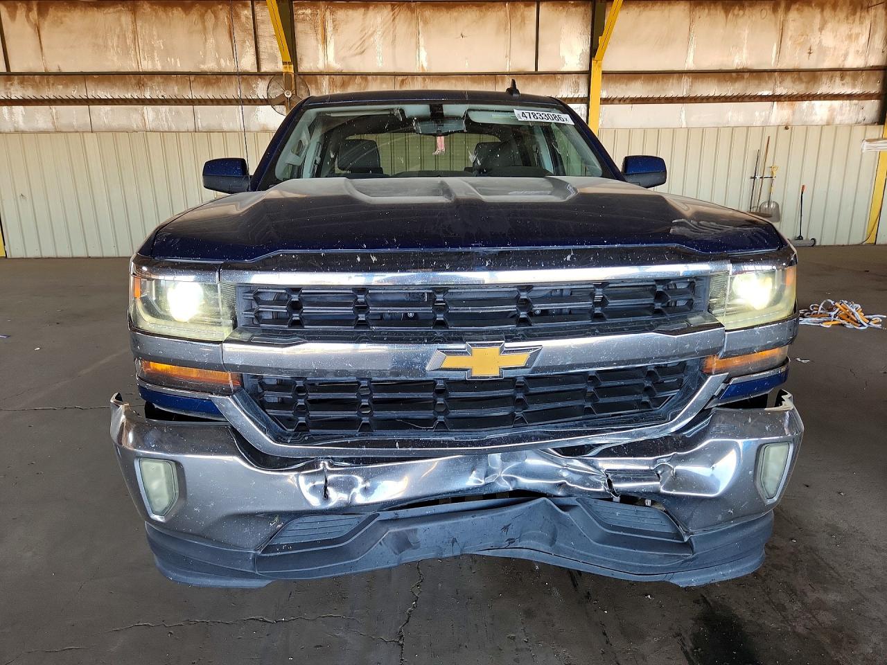2017 CHEVROLET SILVERADO C1500 LT photo 9