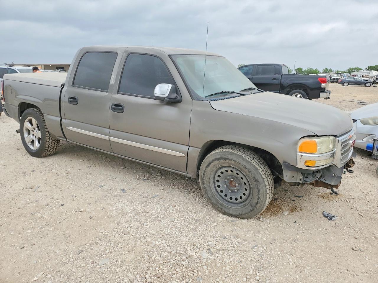 2006 GMC NEW SIERRA photo 10