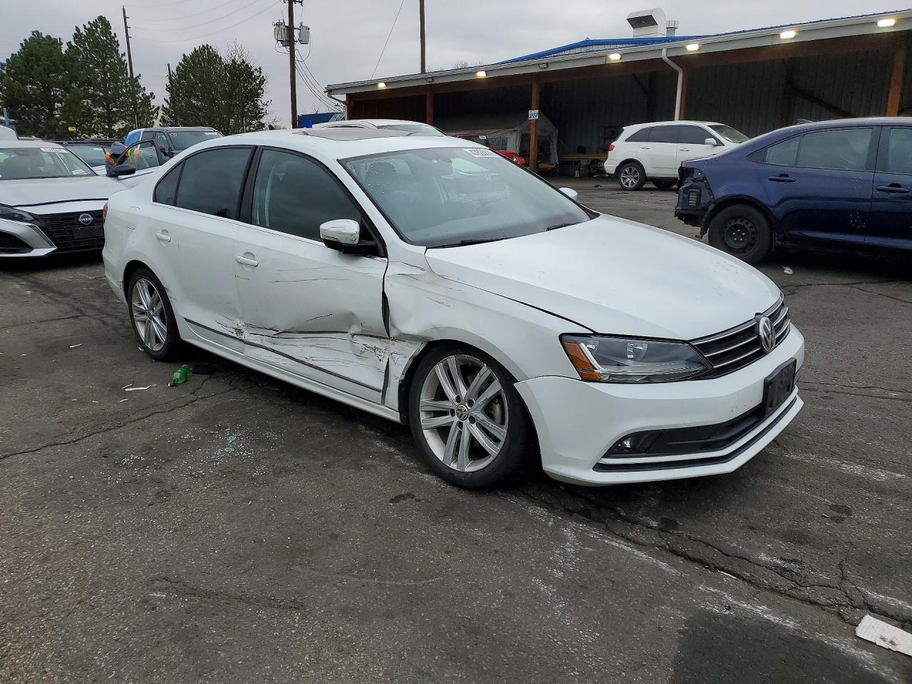 2017 VOLKSWAGEN JETTA SEL photo 10