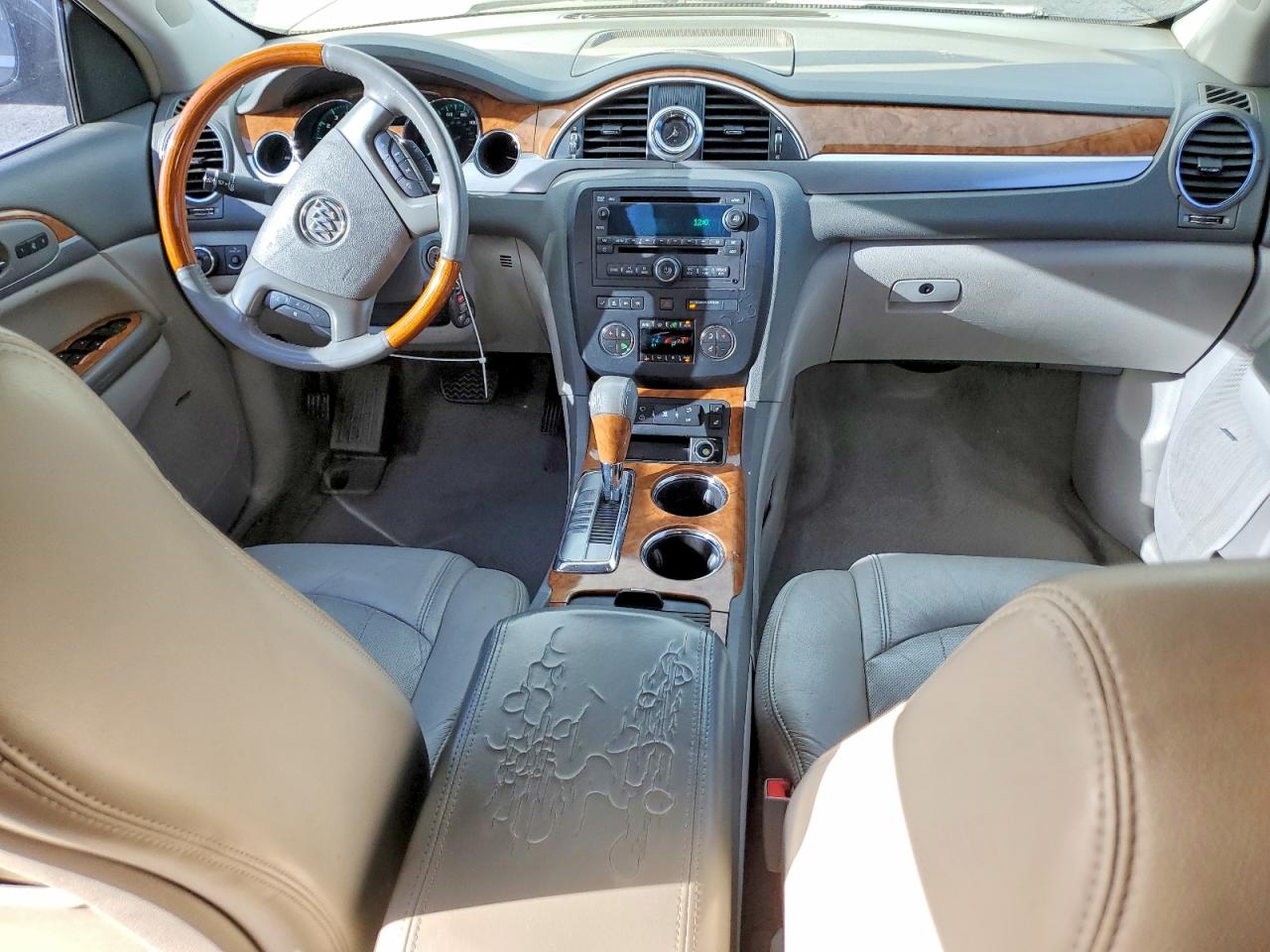 2010 BUICK ENCLAVE CXL photo 15