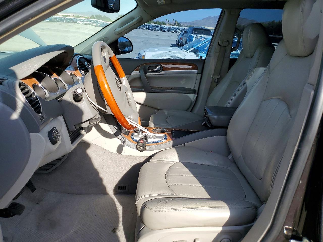 2010 BUICK ENCLAVE CXL photo 13
