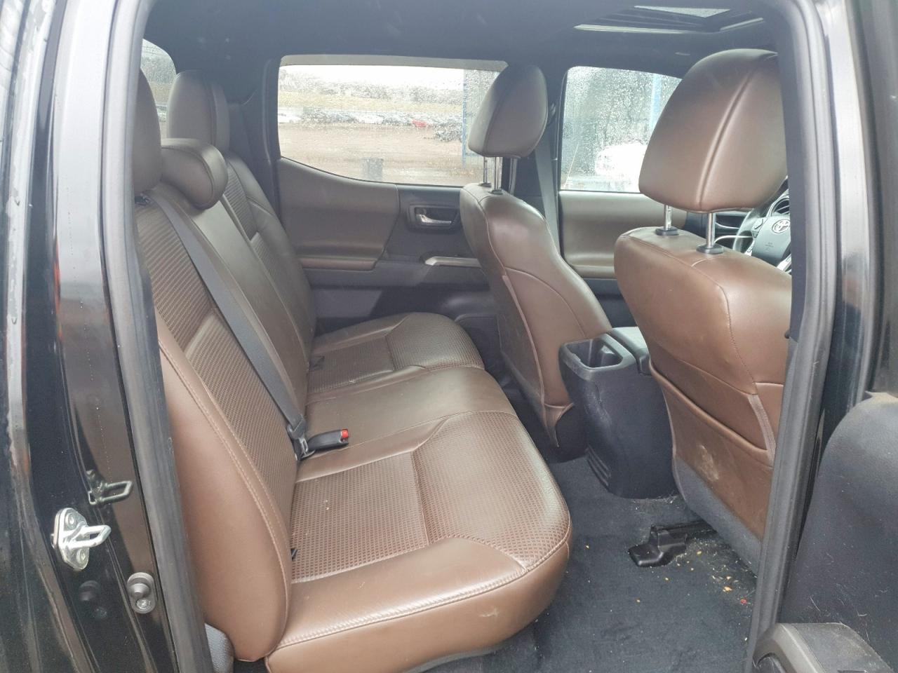 2019 TOYOTA TACOMA LIMITED photo 28