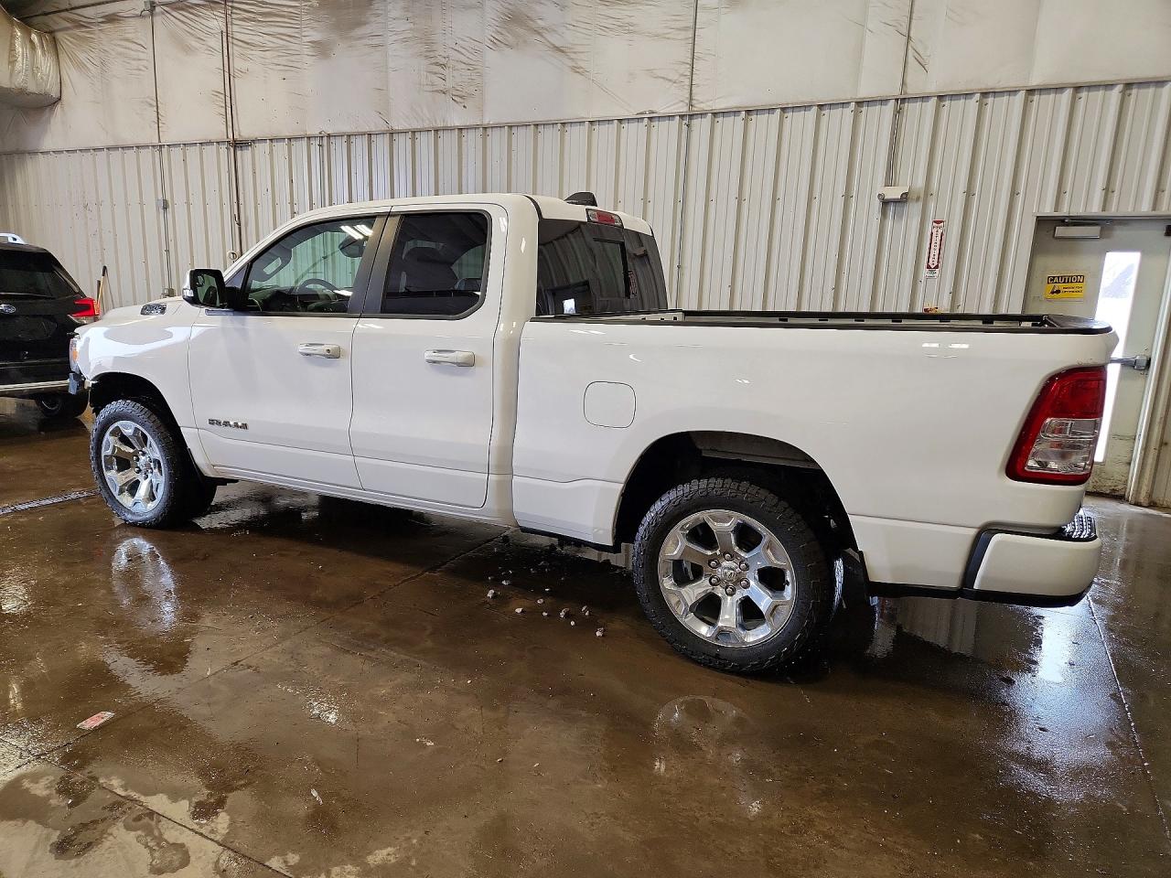2019 RAM 1500 BIG HORN photo 3