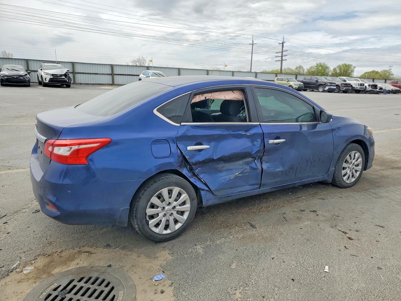 2019 NISSAN SENTRA S photo 7