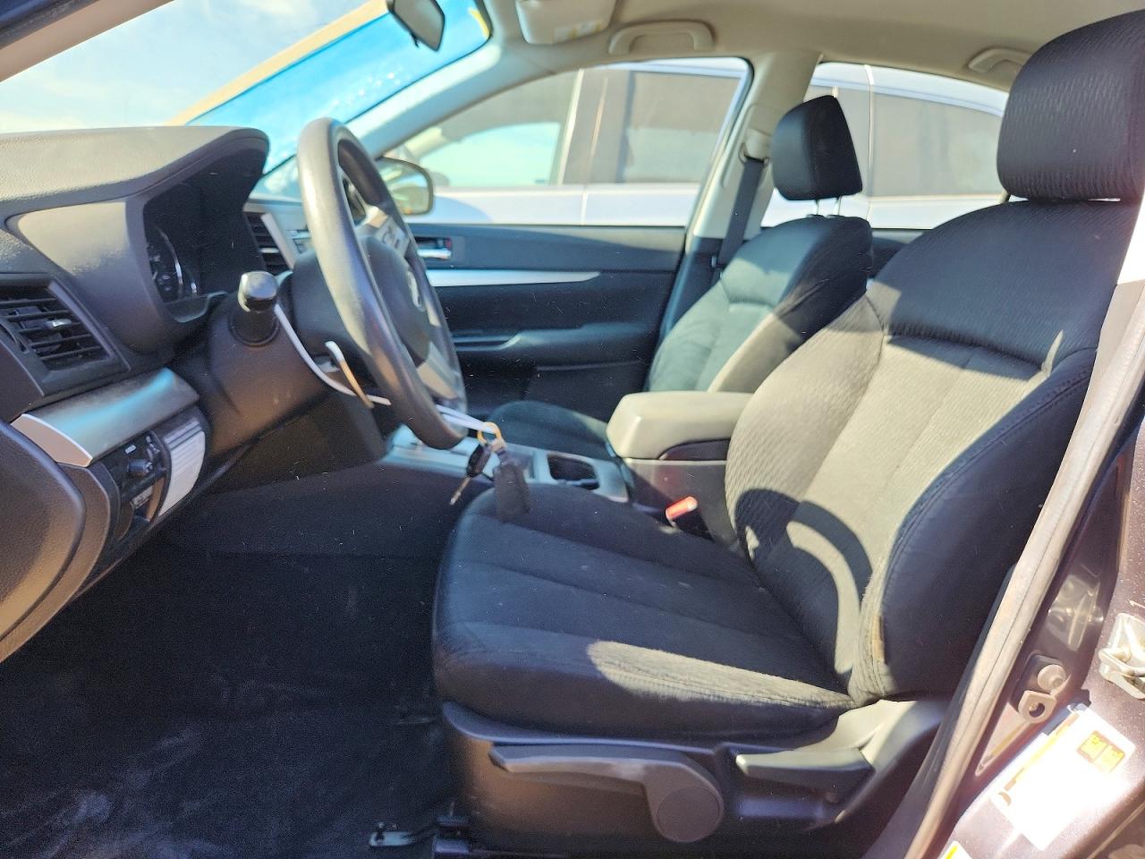 2011 SUBARU LEGACY 2.5I photo 19