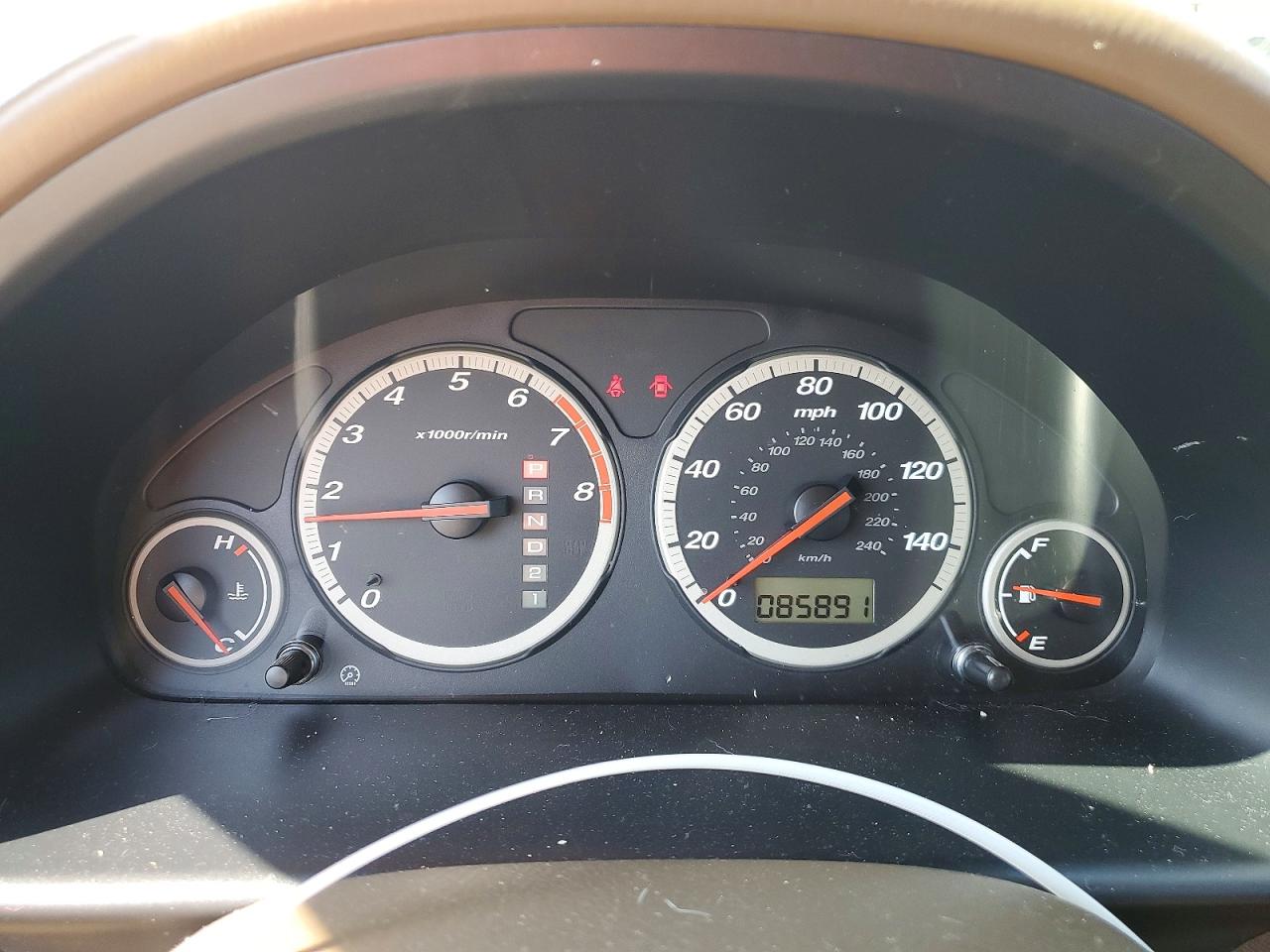 2004 HONDA CR-V LX photo 25