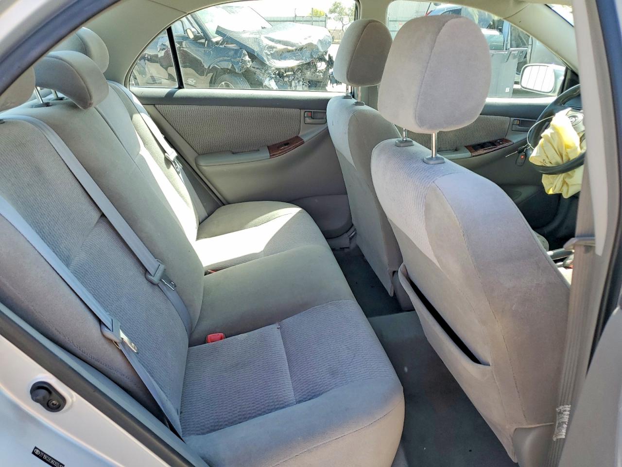 2006 TOYOTA COROLLA LE photo 28