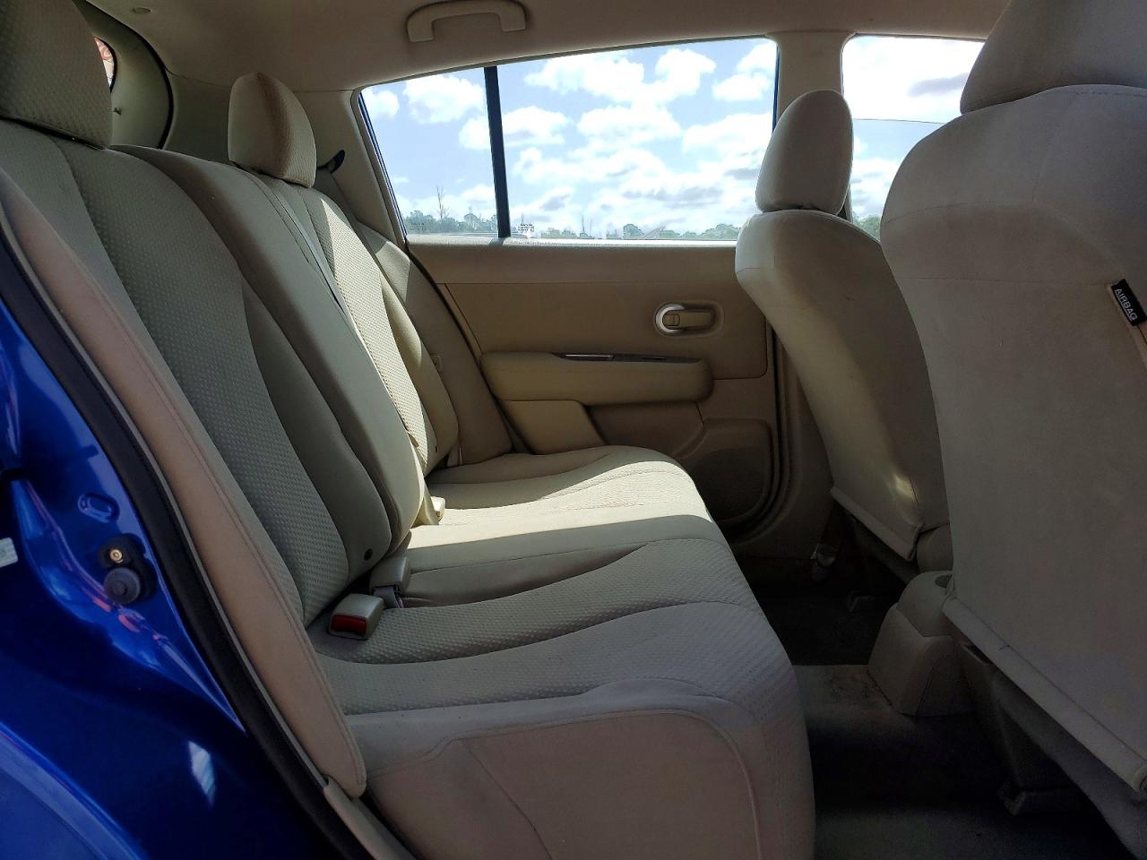 2012 NISSAN VERSA 1.8 S photo 28
