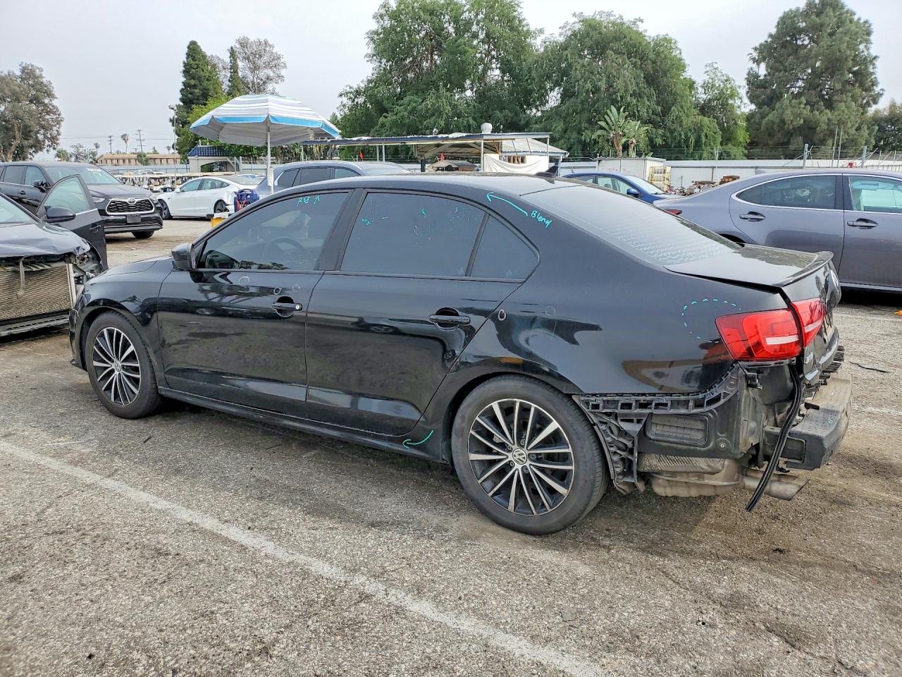 2015 VOLKSWAGEN JETTA SE photo 3
