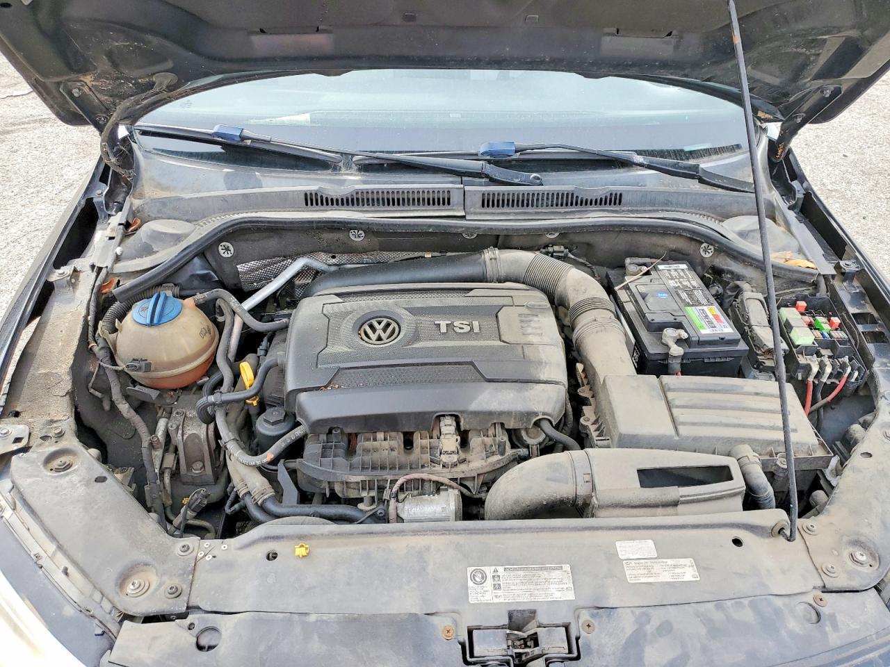 2015 VOLKSWAGEN JETTA SE photo 21