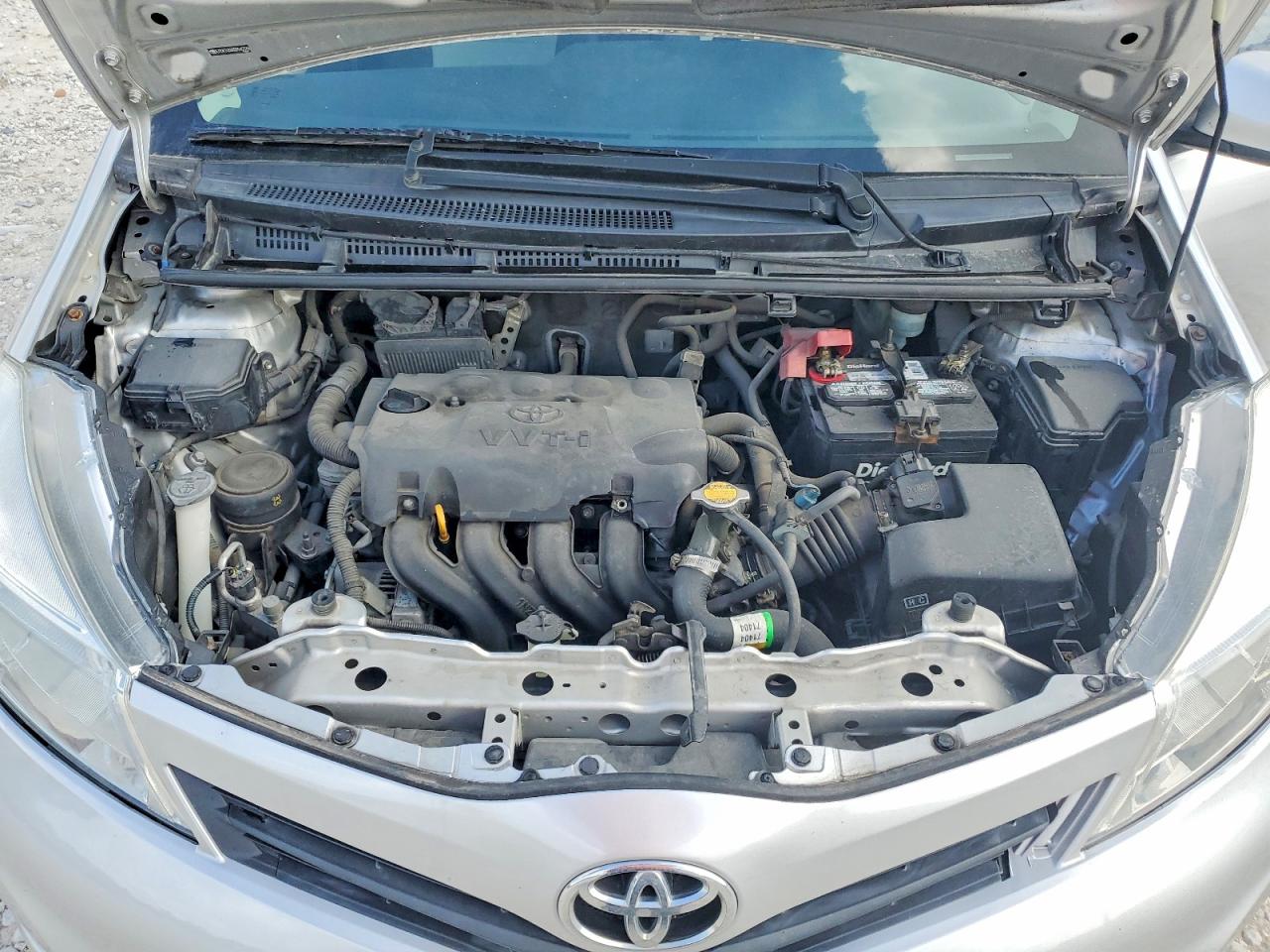 2013 TOYOTA YARIS 5-DOOR LE photo 31