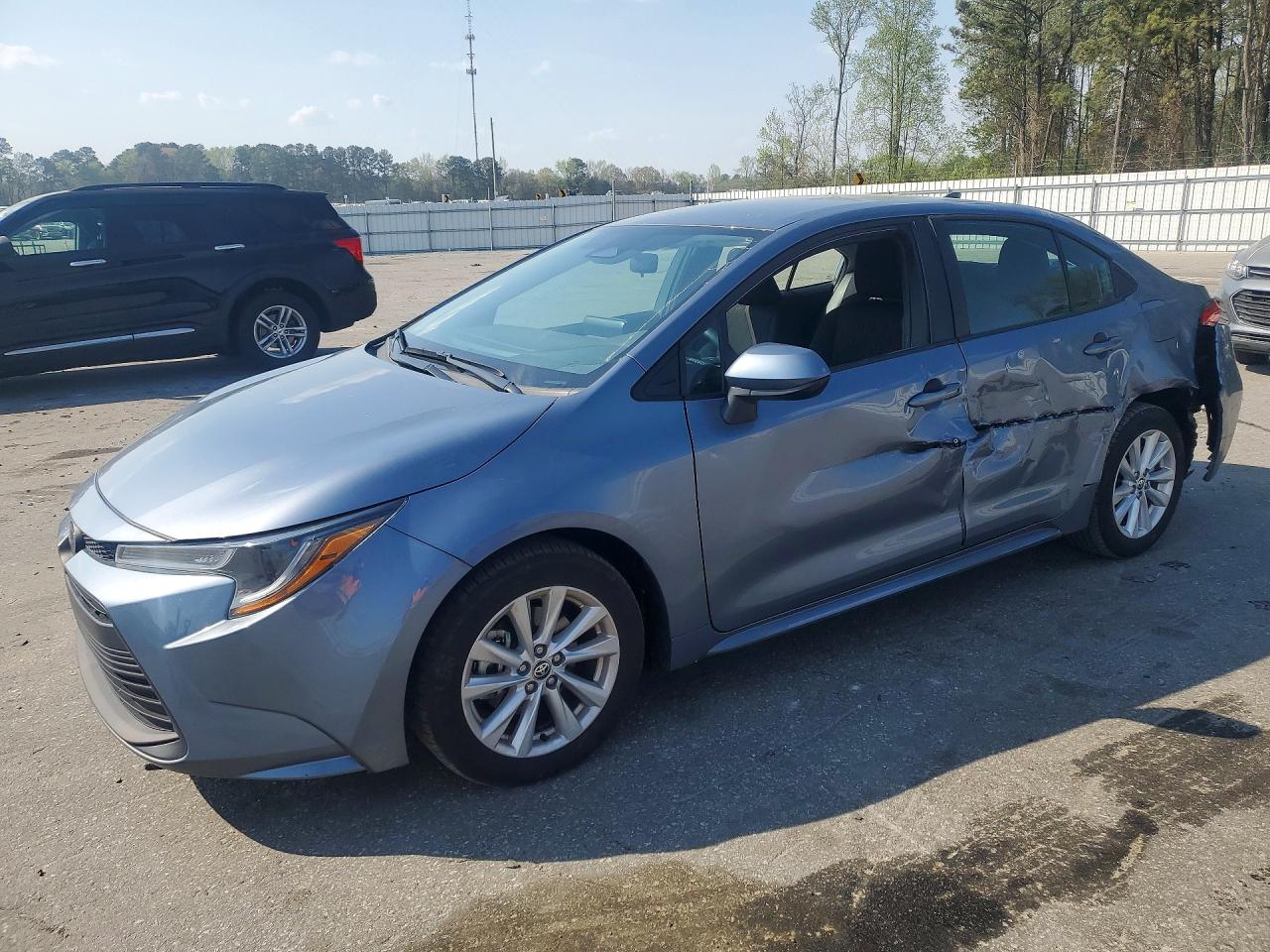 2024 TOYOTA COROLLA