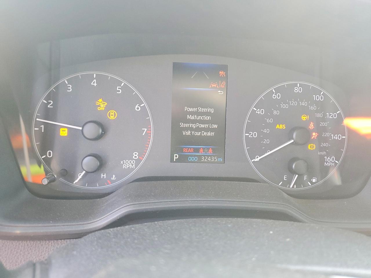 2024 TOYOTA COROLLA LE photo 17