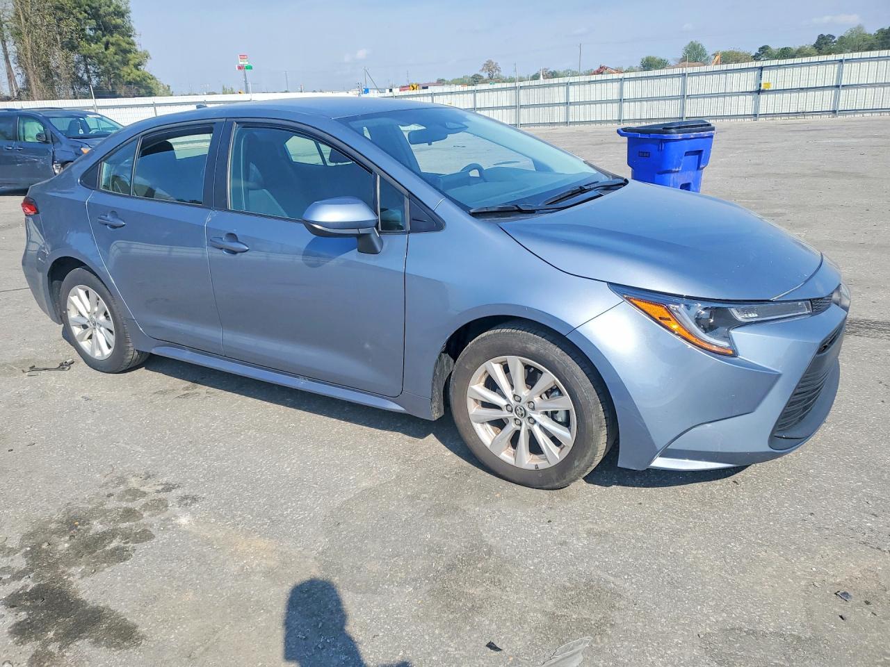 2024 TOYOTA COROLLA LE photo 7