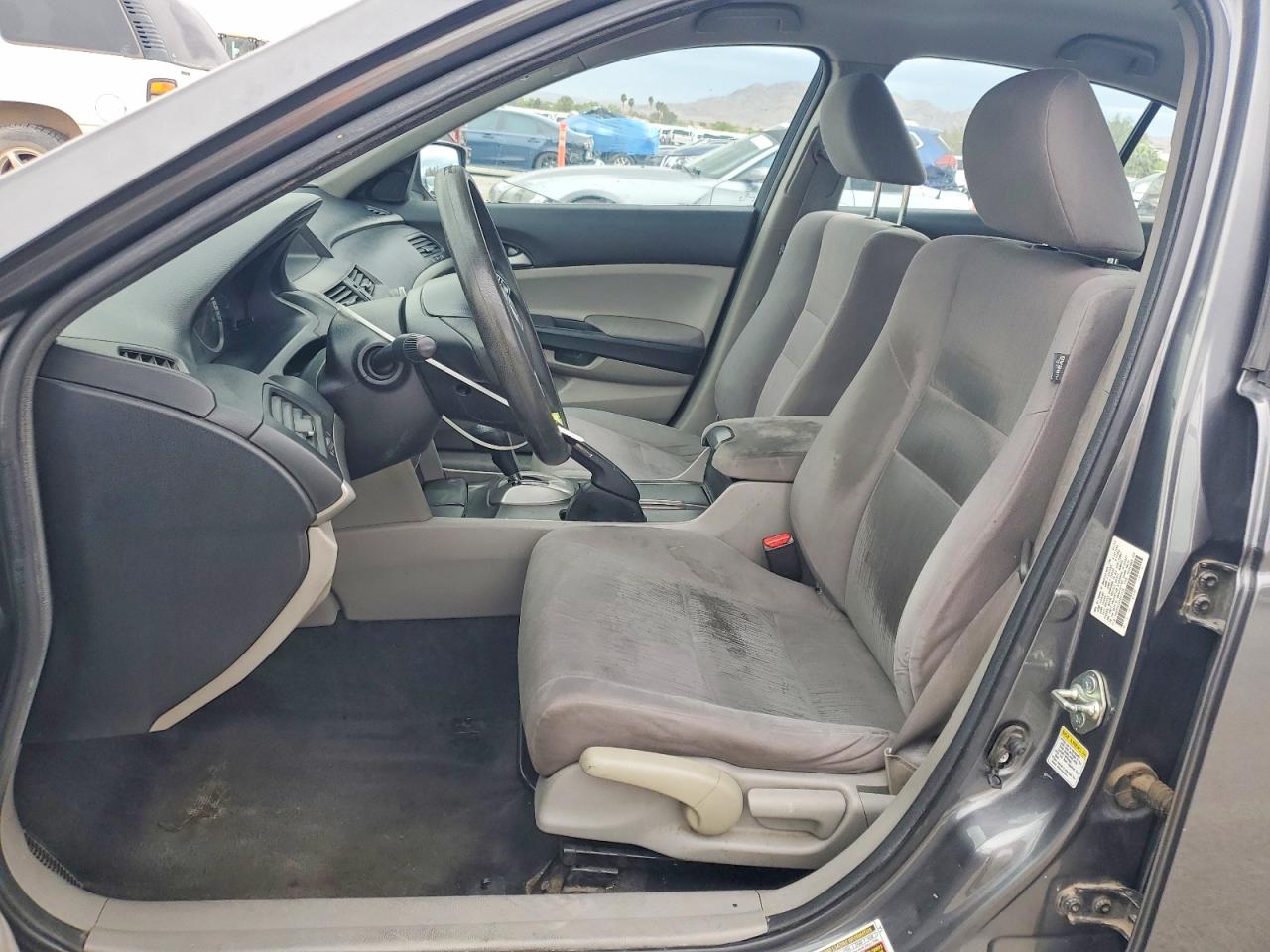 2012 HONDA ACCORD LX photo 7