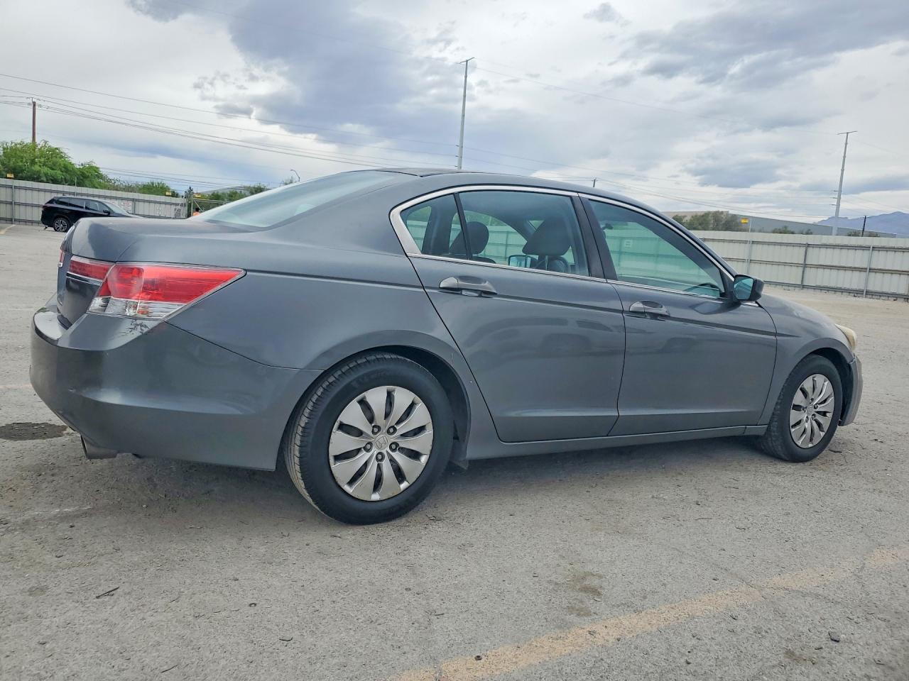 2012 HONDA ACCORD LX photo 3