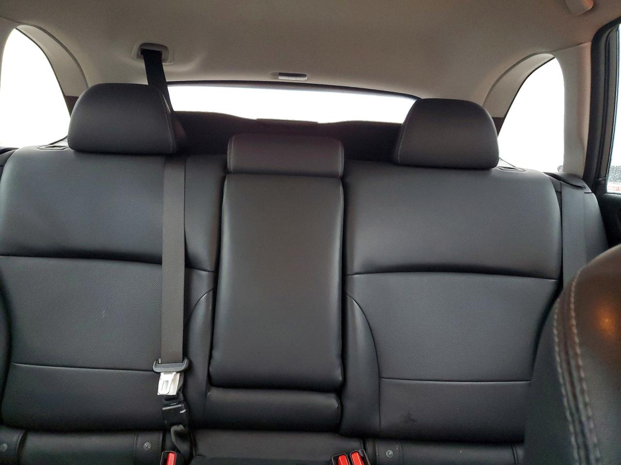 2015 SUBARU OUTBACK 3.6R LIMITED photo 28