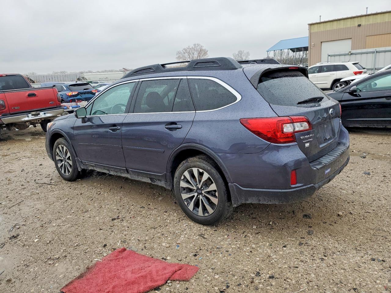 2015 SUBARU OUTBACK 3.6R LIMITED photo 4