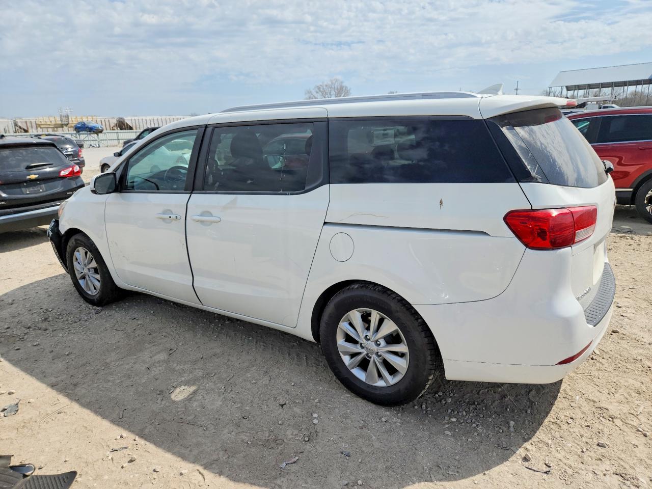 2016 KIA SEDONA LX photo 2