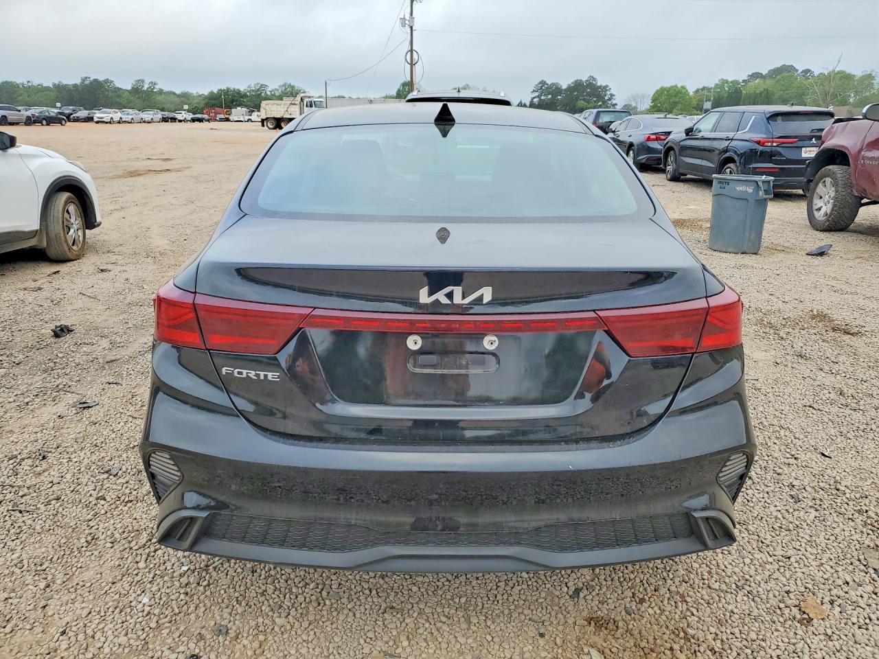 2024 KIA FORTE LXS photo 16