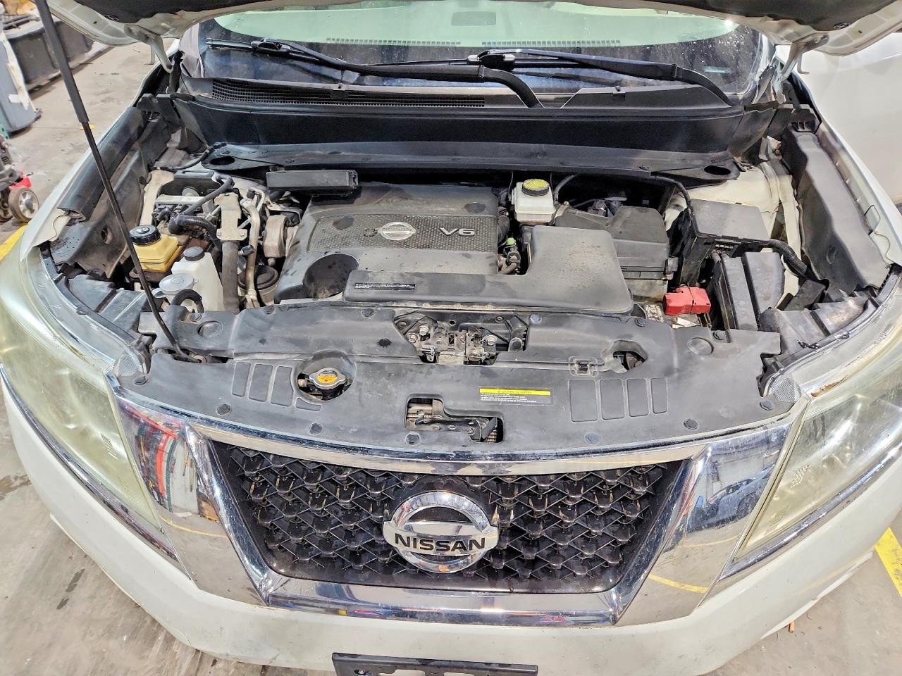 2013 NISSAN PATHFINDER S photo 12