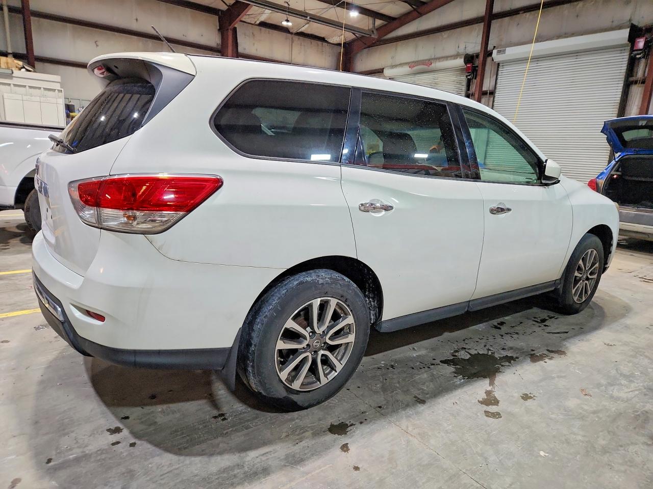 2013 NISSAN PATHFINDER S photo 3
