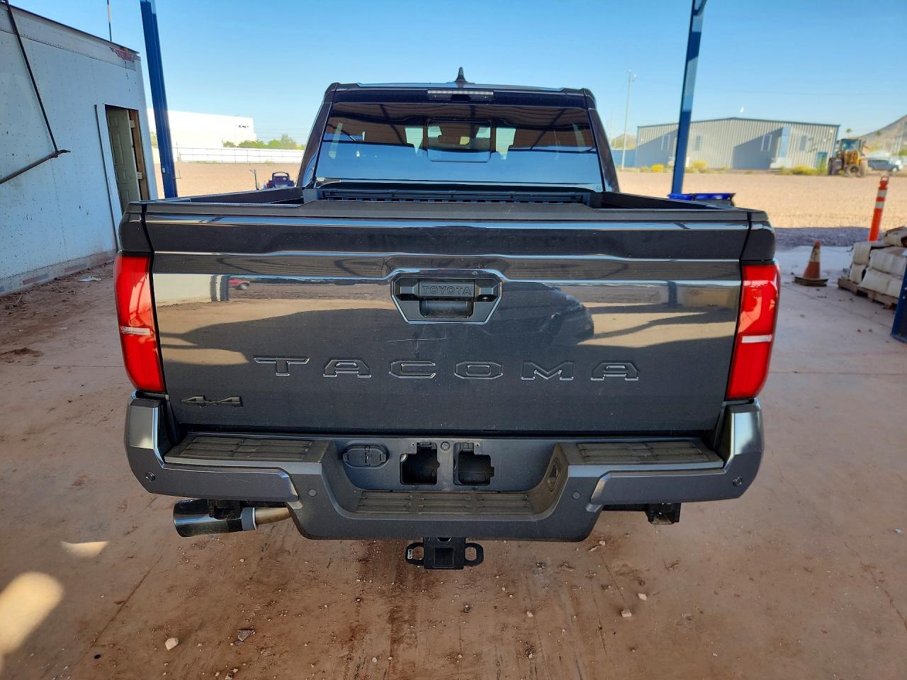 2024 TOYOTA TACOMA TRD OFF-ROAD photo 11