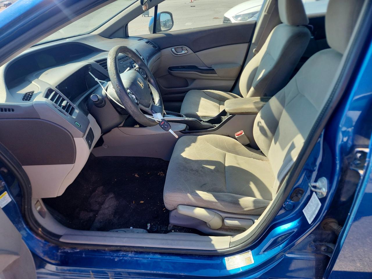 2012 HONDA CIVIC LX photo 13