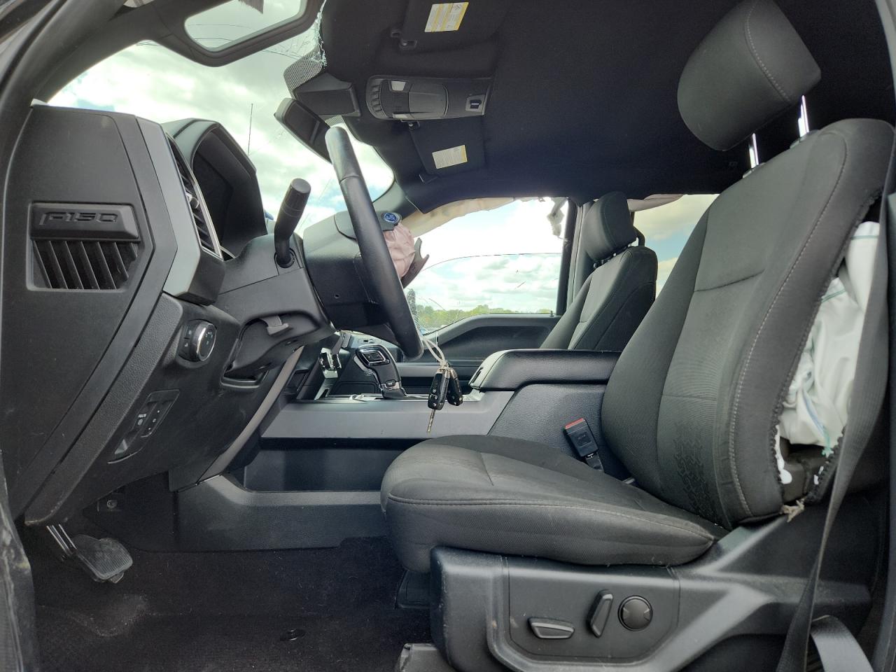 2020 FORD F150 SUPERCREW photo 19