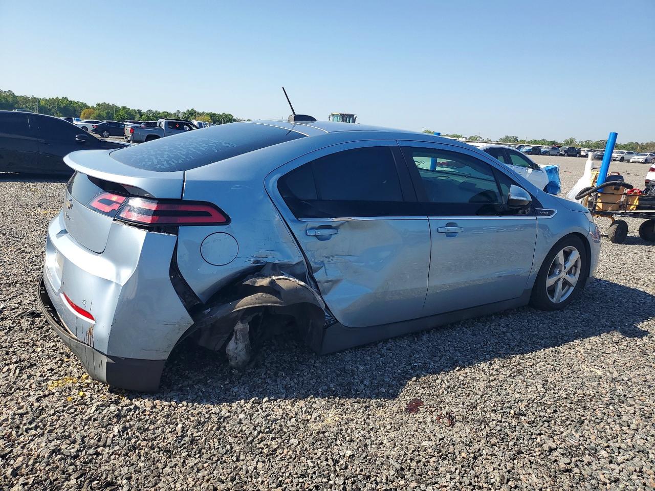 2015 CHEVROLET VOLT photo 3