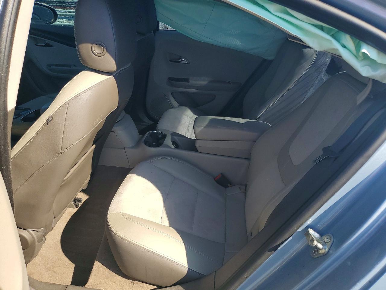2015 CHEVROLET VOLT photo 10