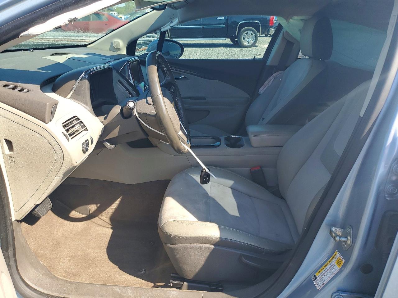 2015 CHEVROLET VOLT photo 7