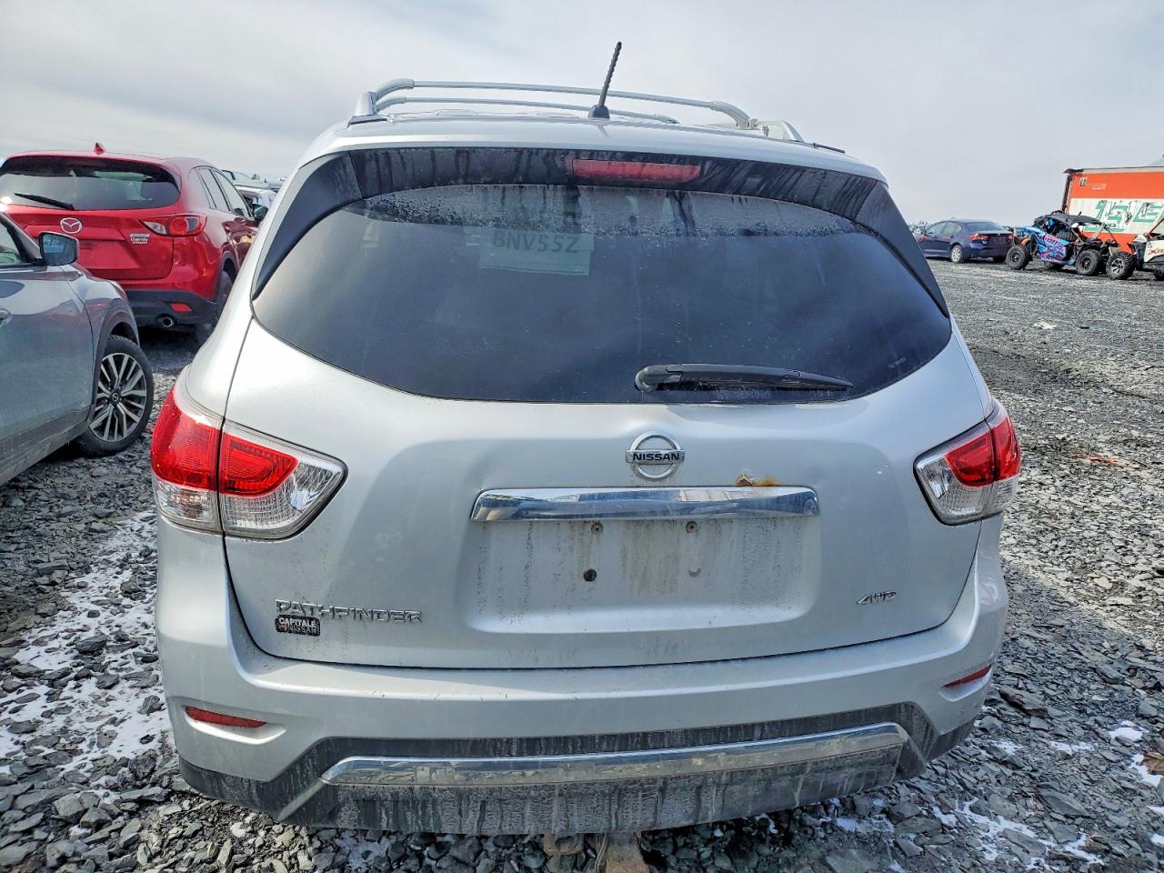 2013 NISSAN PATHFINDER S photo 11
