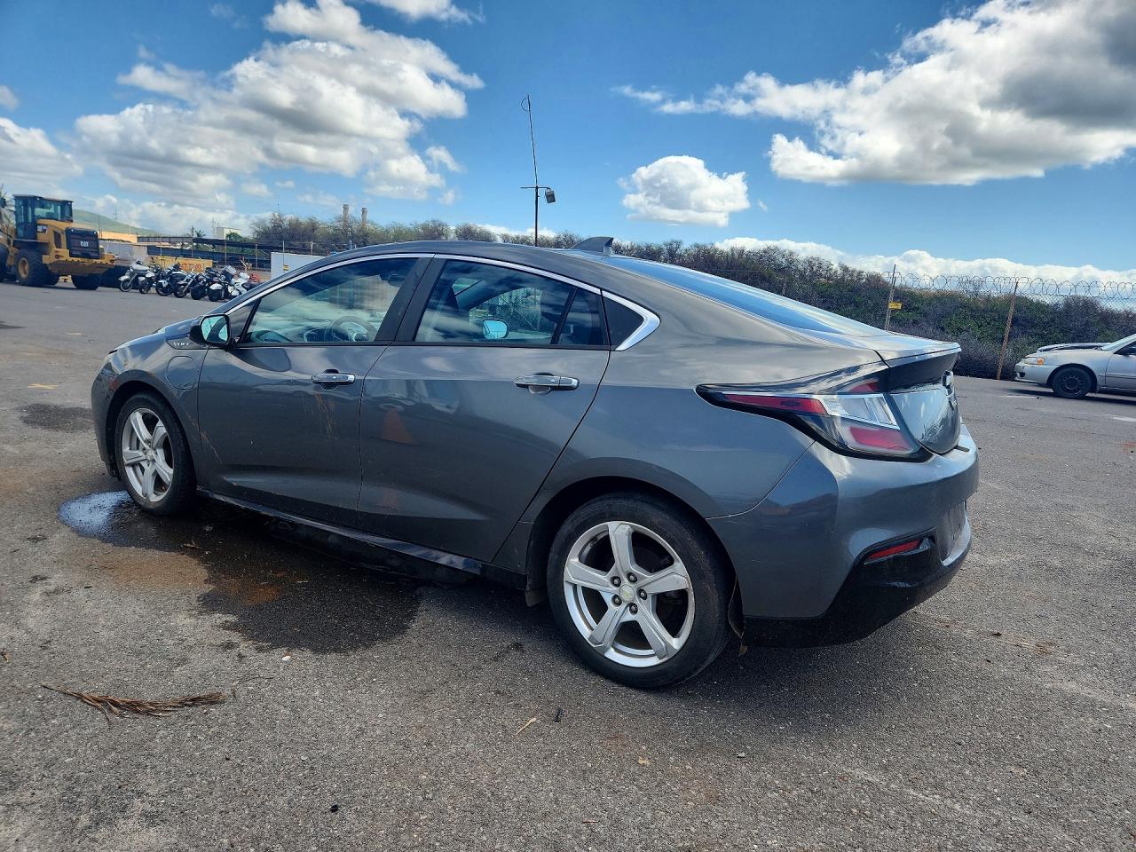 2016 CHEVROLET VOLT LT photo 3