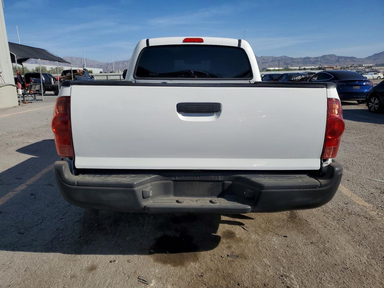 2008 TOYOTA TACOMA BASE photo 11