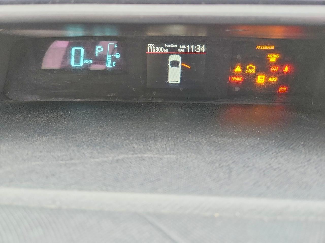 2014 TOYOTA PRIUS C ONE photo 17