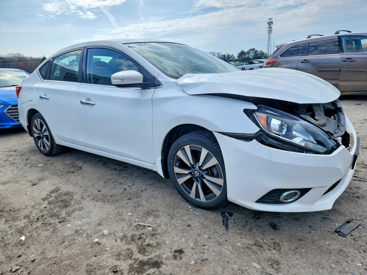 2016 NISSAN SENTRA SL photo 7
