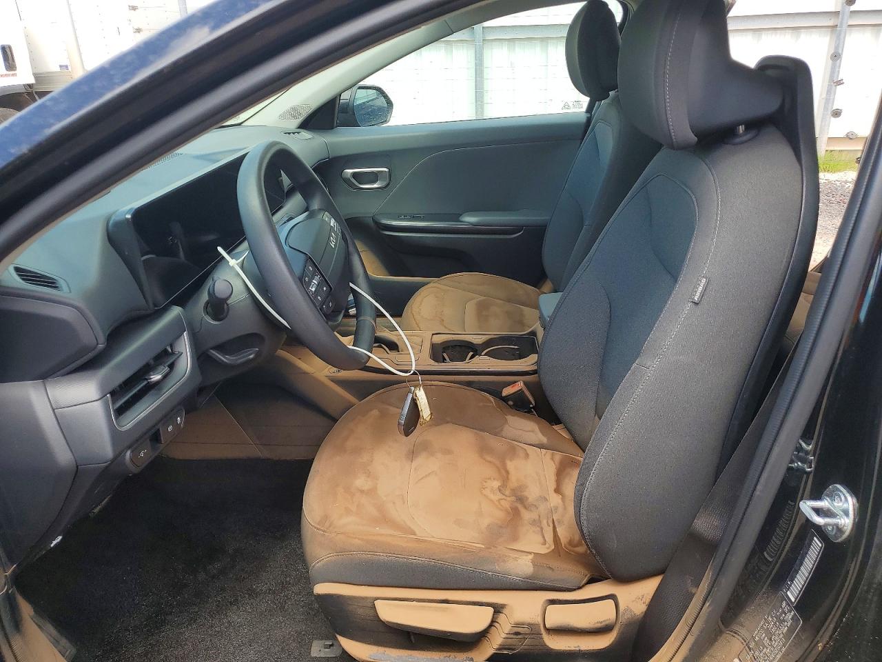 2025 KIA K4 LXS photo 13