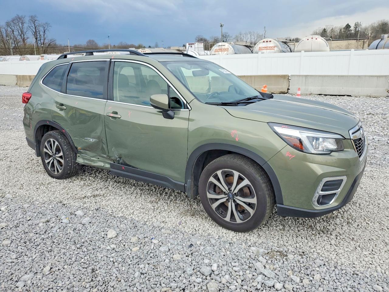 2020 SUBARU FORESTER photo 10