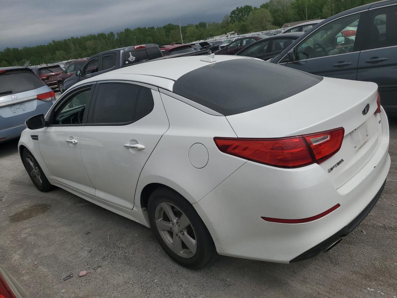 2015 KIA OPTIMA LX photo 3