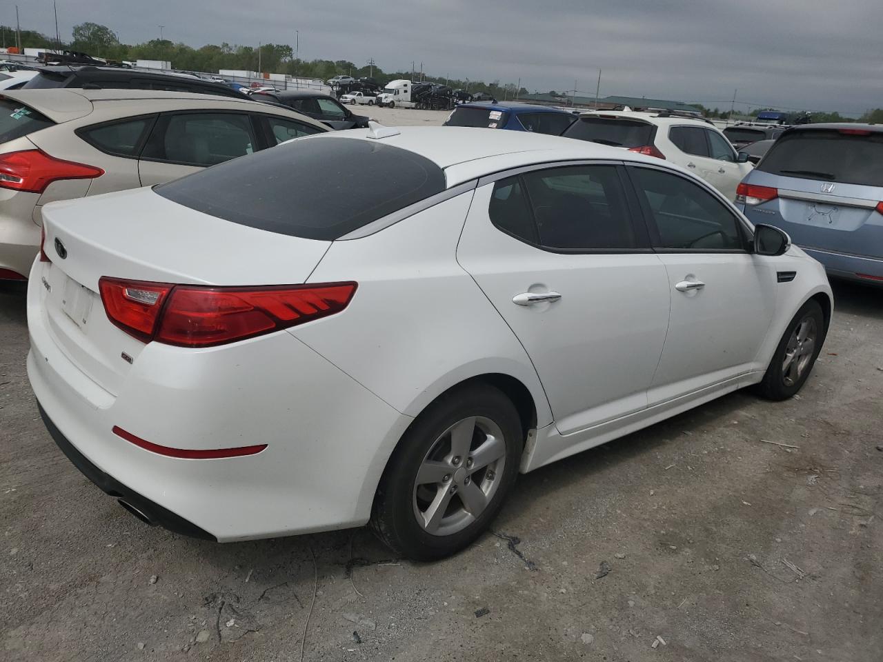 2015 KIA OPTIMA LX photo 5