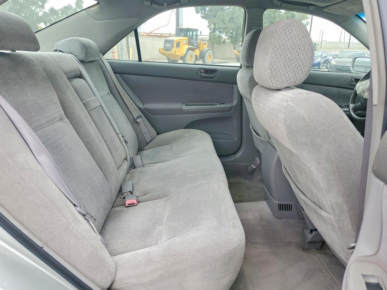 2002 TOYOTA CAMRY LE photo 28